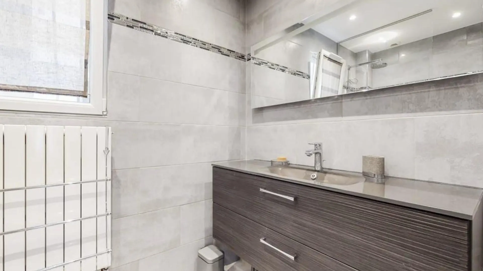 Appartement Proche Etoile Paříž 0*,